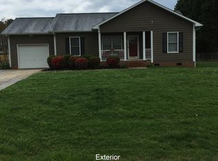 1434 Carlin Dr, Conover, NC 28613