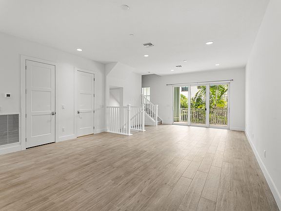 5th image of 5393 Sagan Lane
