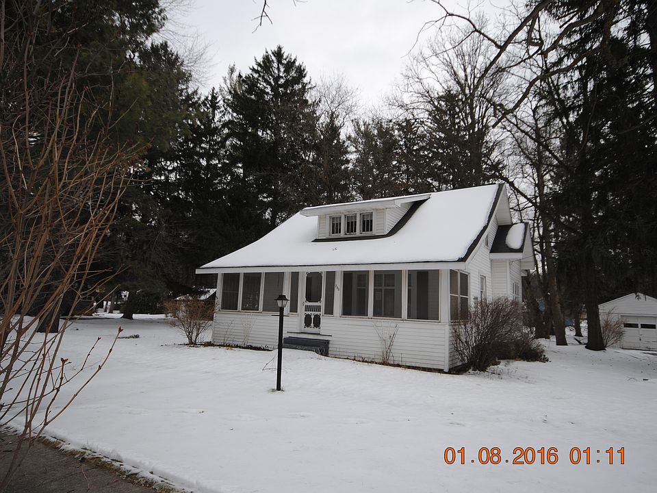 1st image of 200 N Cedar St