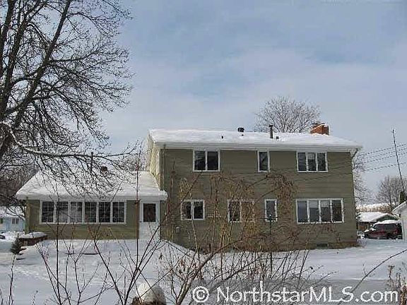 2nd image of 3625 Belden Drive NE