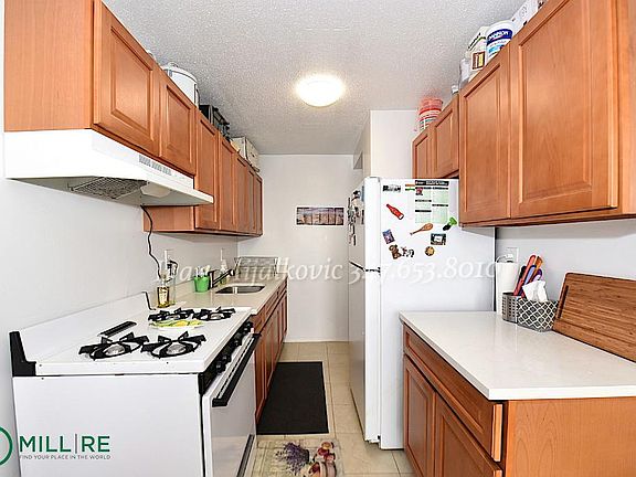 5th image of 4730 59th St APT 14E