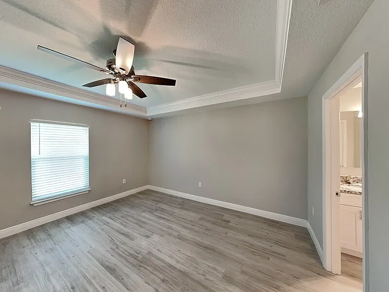 7867 N Manville Rd — Photo 13