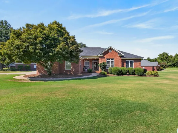 807 Ola St, Clanton, AL 35045