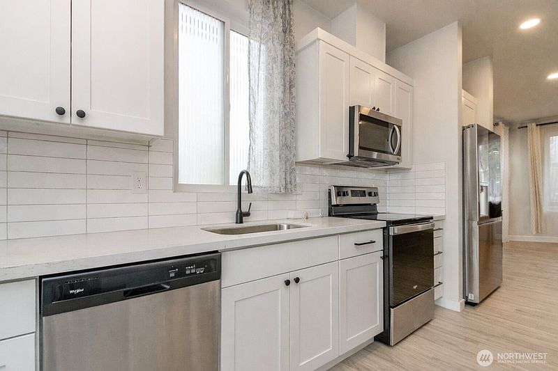 5th image of 6642 S Alder Street