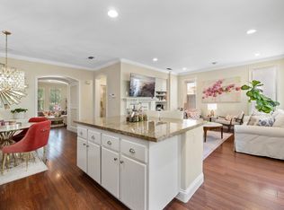 60 Fern Pne, Irvine, CA 92618