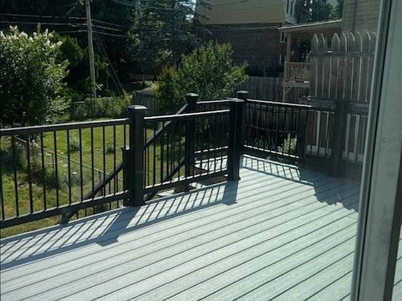 4th image of 209 Wakefield Pl