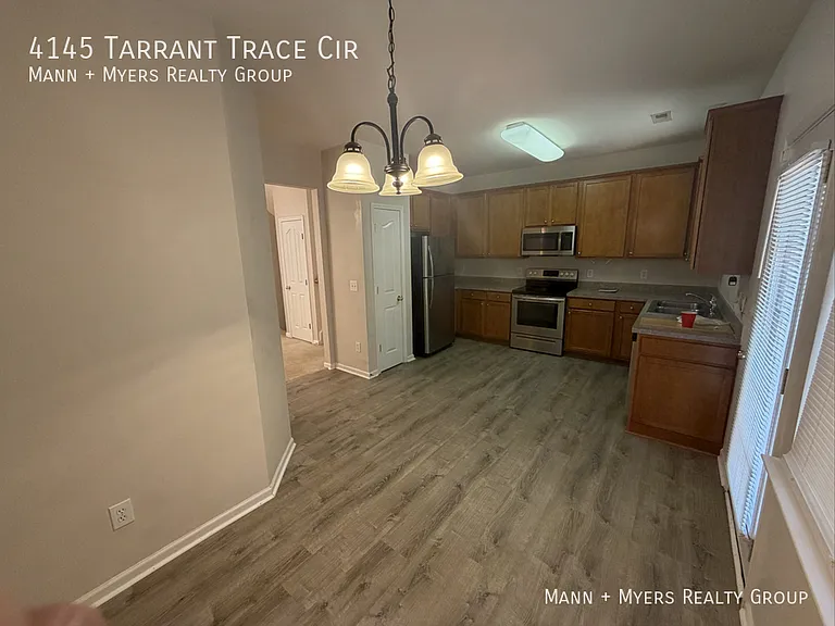 4145 Tarrant Trace Cir — Photo 2