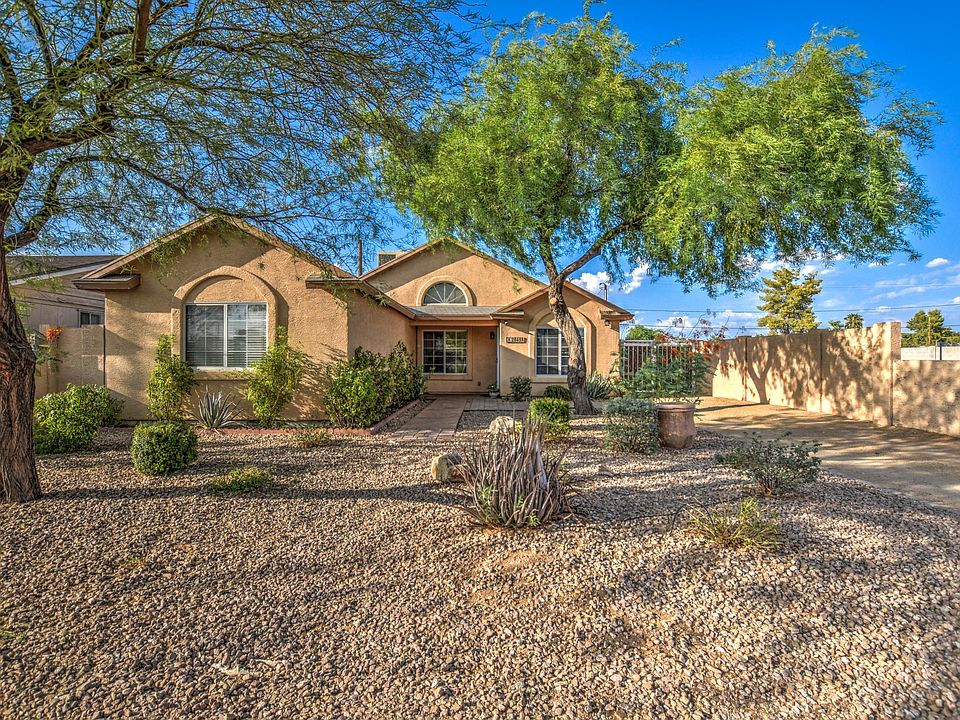 1st image of 2848 E Campo Bello Dr