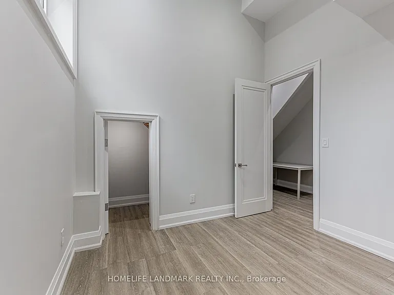 146 Pitt Ave #LOWER — Photo 13
