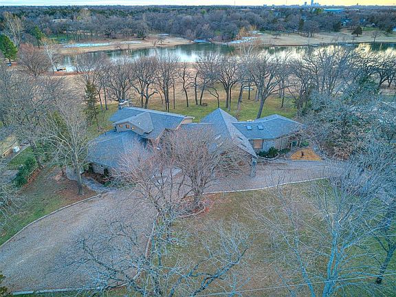 4th image of 111 Lake Aluma Dr