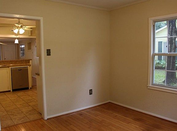 5th image of 1059 Gardenia Dr