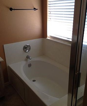 5th image of 5045 Barlow Dr