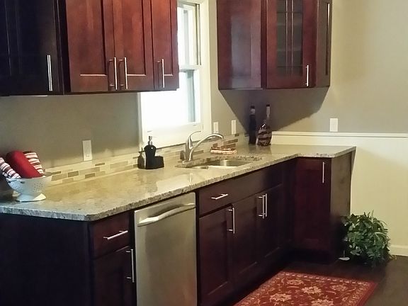 2nd image of 500 N River Dr