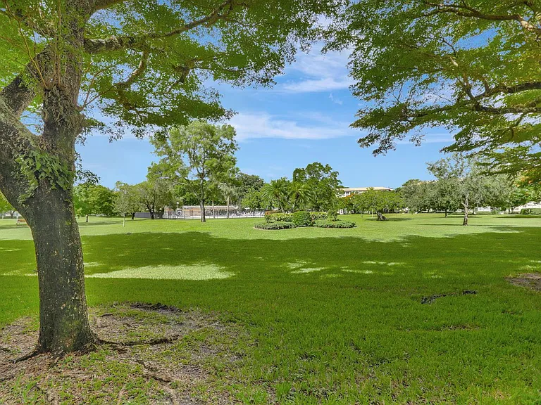 1605 Abaco Dr #M4 — Photo 34