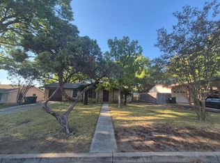 205 Maple Dr, Schertz, TX 78154