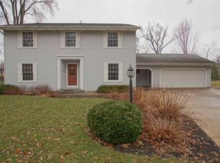 1025 Country Club Dr S, Warsaw, IN 46580