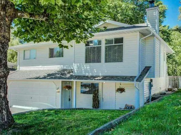 11283 Harrison St, Maple Ridge, BC V2X 9P6