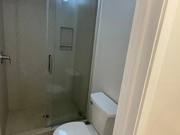 124 Blue Ridge Dr #B — Photo 7