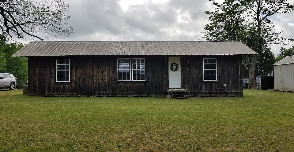 1st image of 1696 County Road 336 N