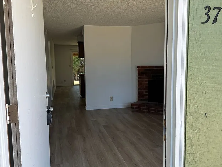 37 Shady Loop — Photo 2