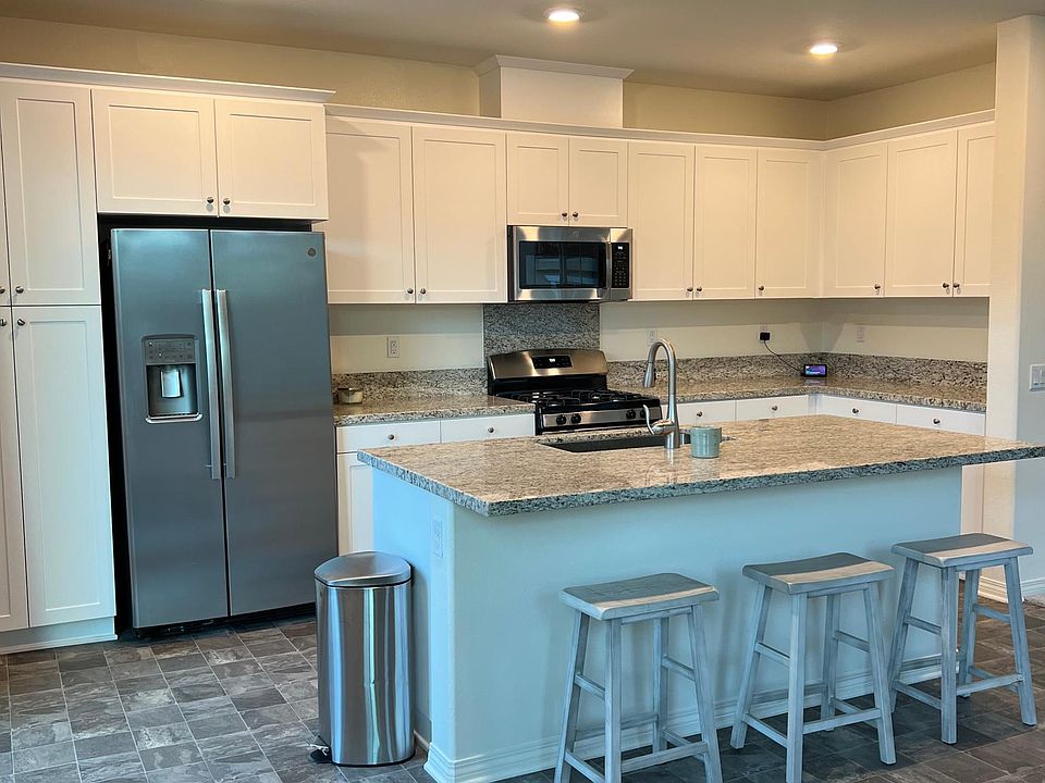 1st image of 8-16650 Wyndham Ln #8