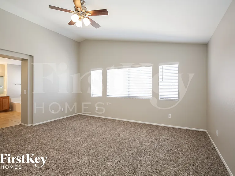 4508 Sunset Crater Ct — Photo 10
