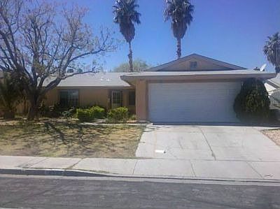 1st image of 4245 Hazelcrest Dr