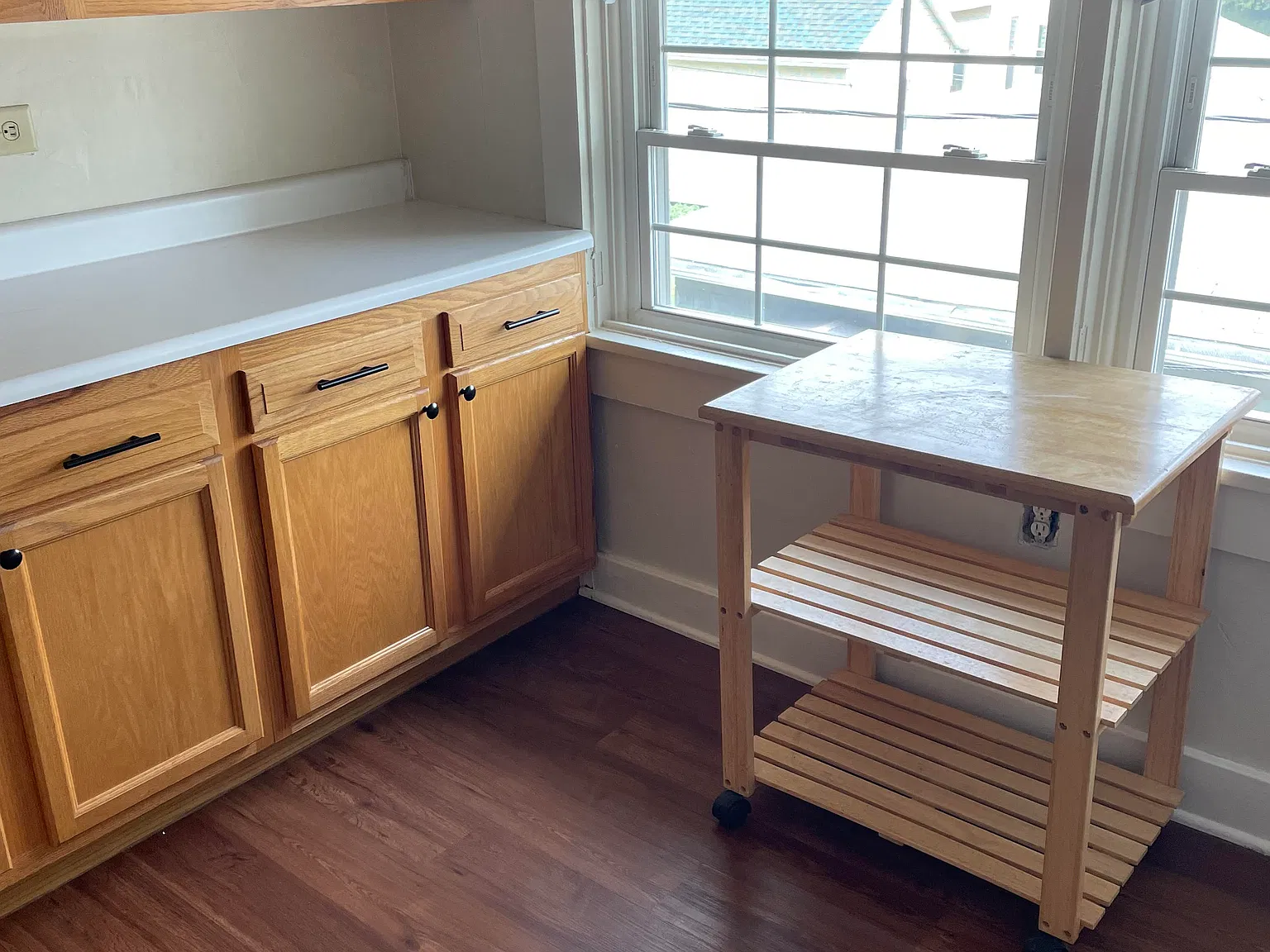 2 bed, 1000 sqft, $925 — Photo 3