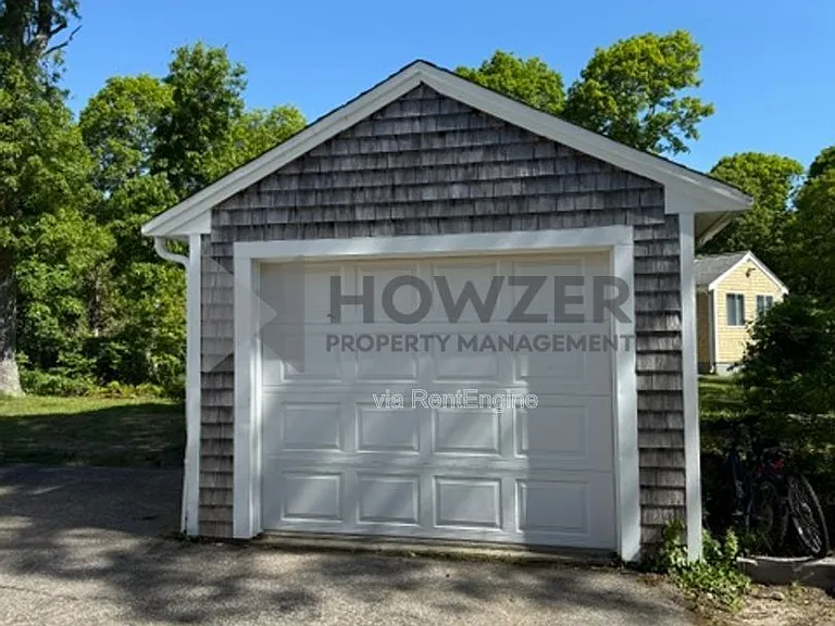 14 Ellis Dr — Photo 12