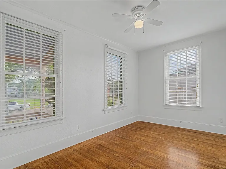 1102 Postoffice — Photo 29