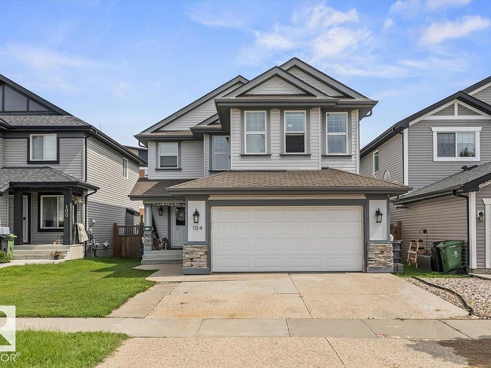 1st image of 104 Becker Cres
