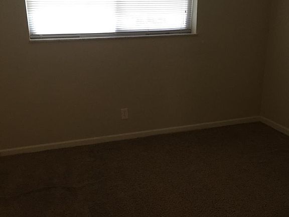 5th image of 2907 59th St