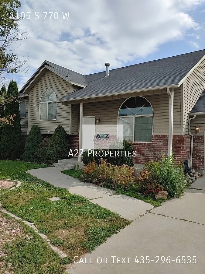 4 bed, 3.0 bath, 2000 sqft, $2,300 — Photo 1