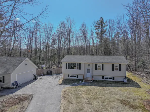 240 Rooks Road, Holden, ME 04429