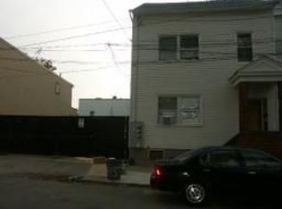 43-45 Main St, Newark, NJ 07105