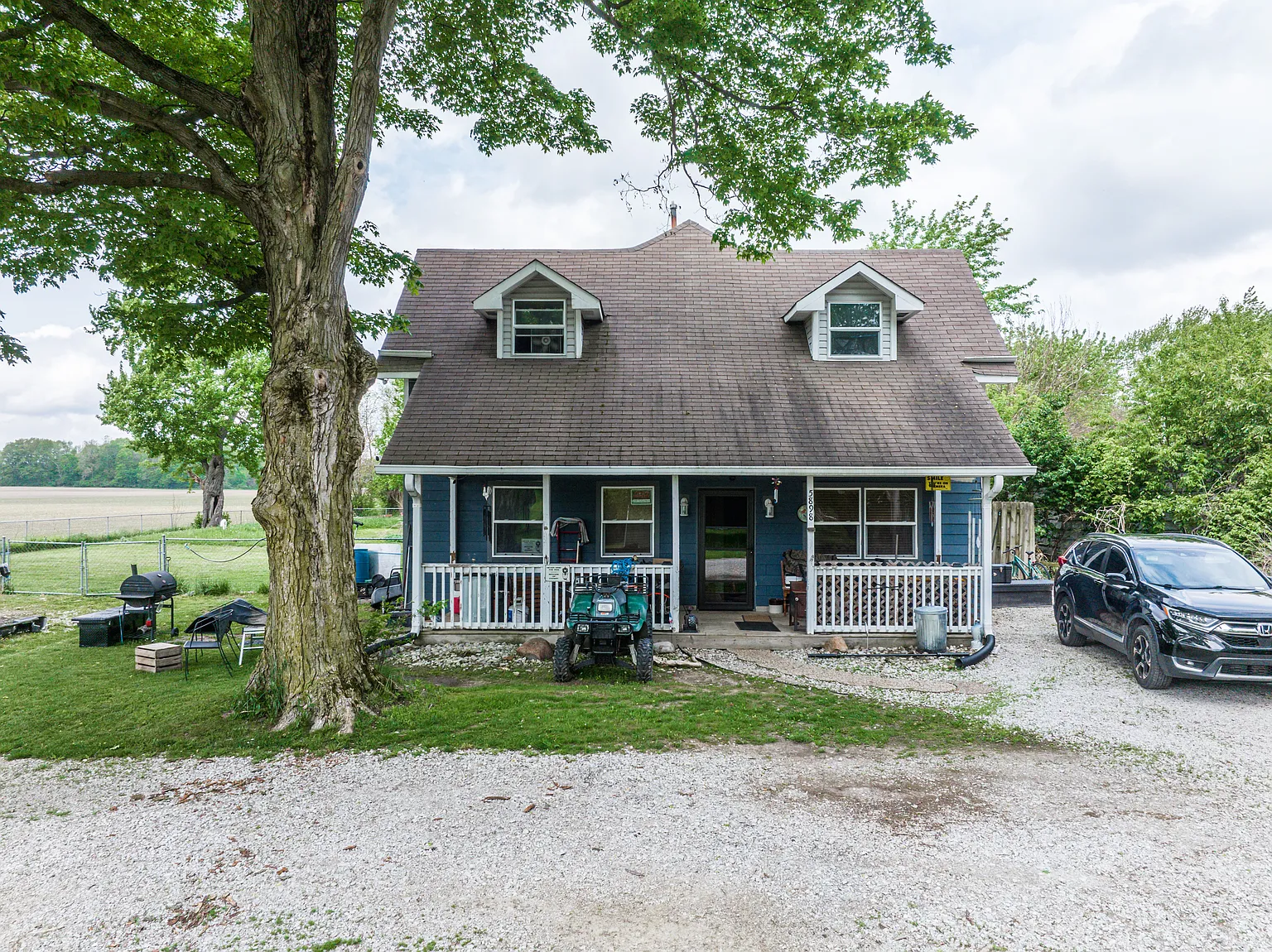 5898 Montclair Rd photo 1