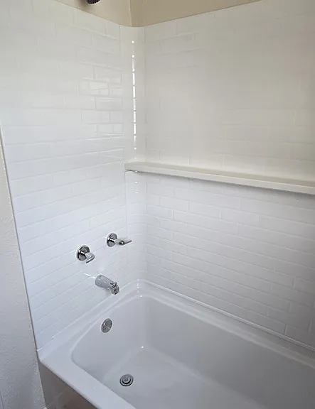 923 Dryden Ave — Photo 3