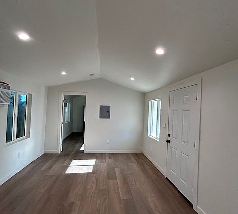 3rd image of 1223 Kewen St #2