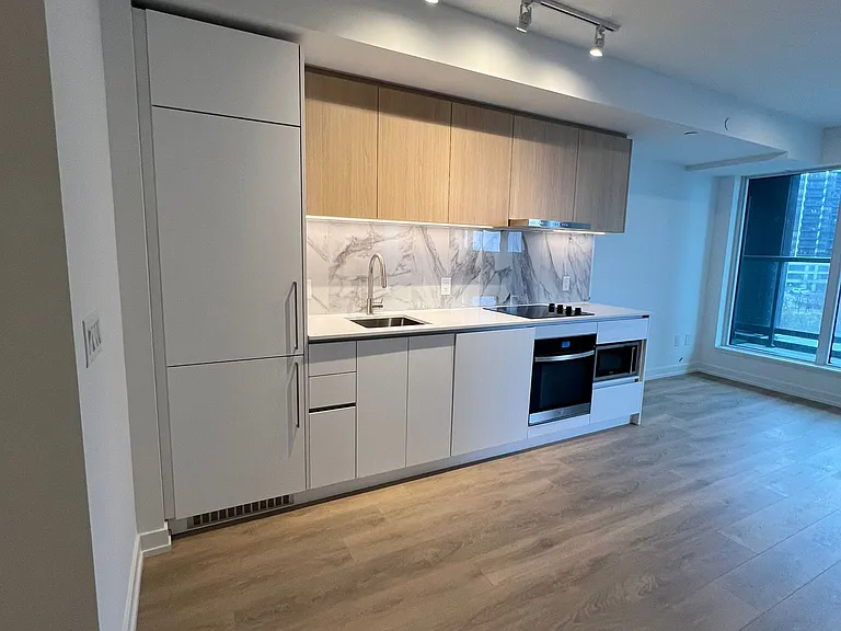 1100 Sheppard Ave W #509 — Photo 31