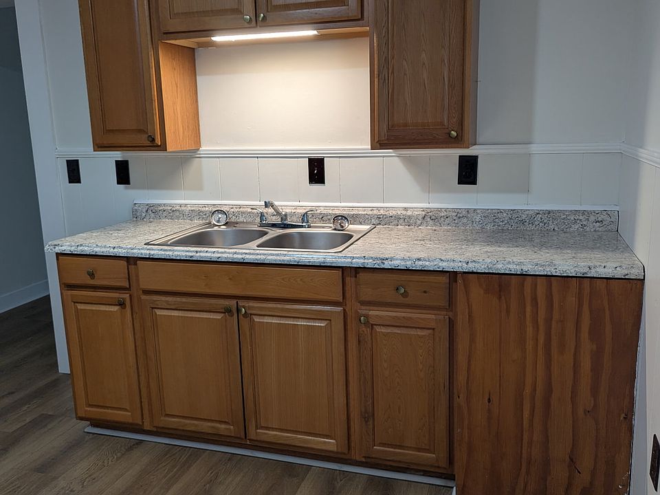 1st image of 602 Rockford St #B