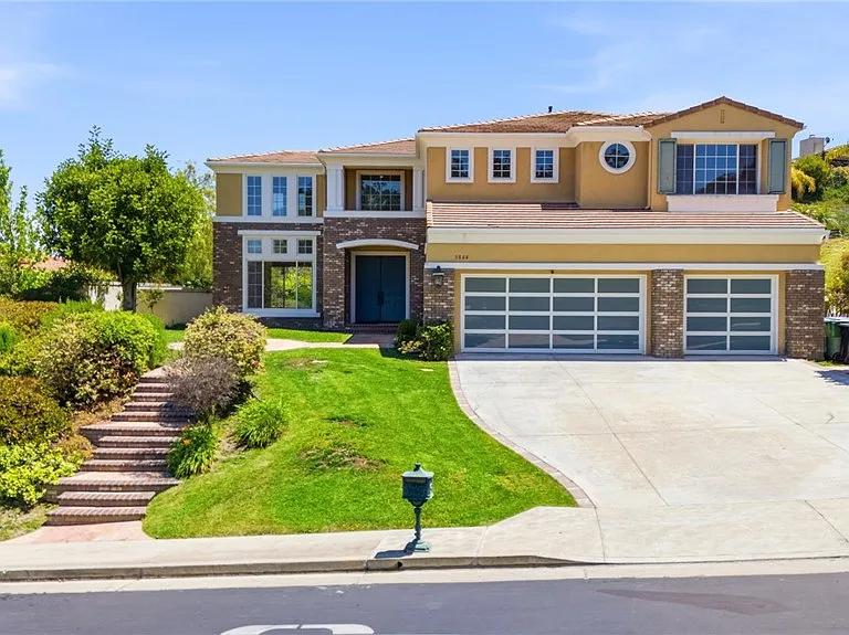 3844 Rock Hampton Dr — Photo 1