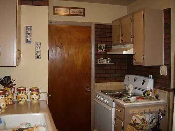 4th image of 4019 Arkansas Ave