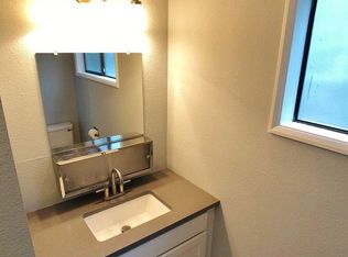 324 S Lafayette Ave APT 1, Bremerton, WA 98312