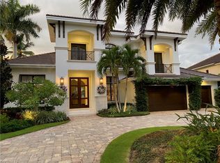 2130 Sheepshead Dr, Naples, FL 34102