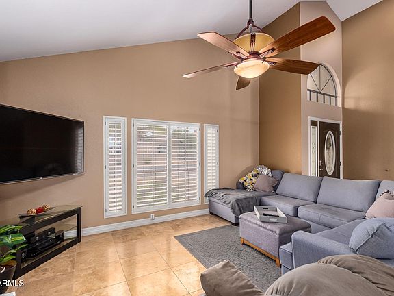 4th image of 10403 E Becker Ln