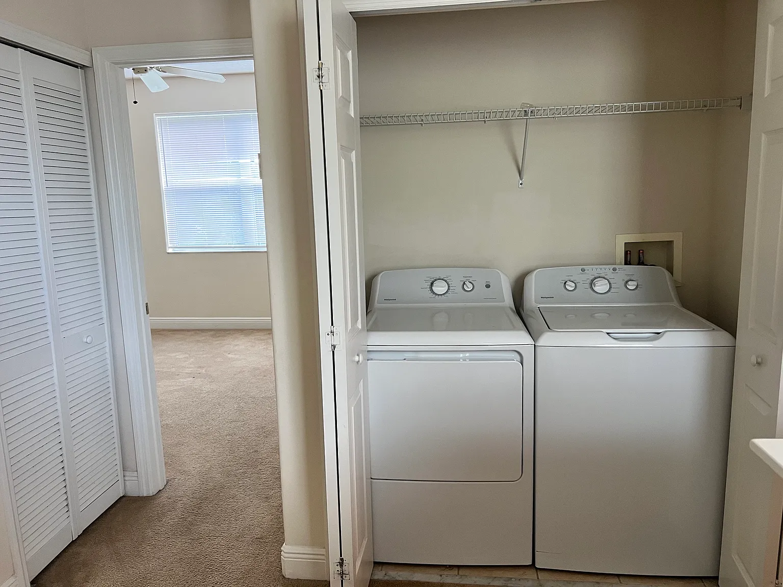 3 bed, 1400 sqft, $1,895 — Photo 3