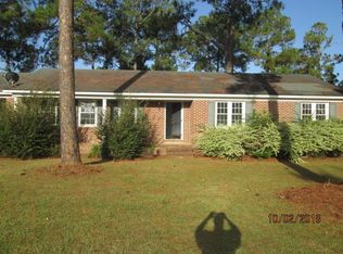 113 Maplewood Ln, Sylvester, GA 31791