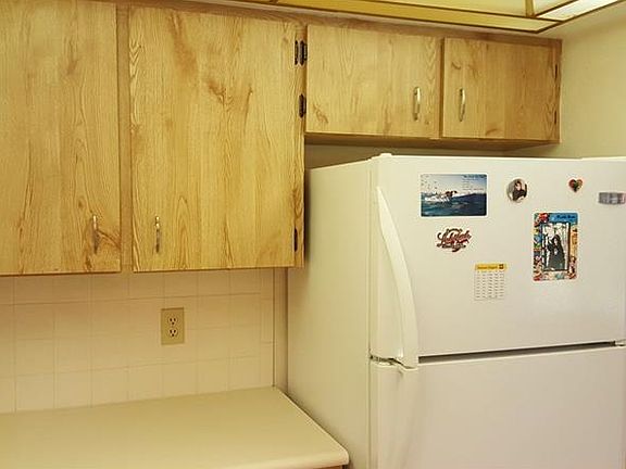 5th image of 1051 Tropical Ave