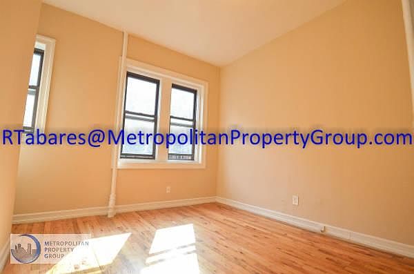 2nd image of 16 Barrow St APT 12