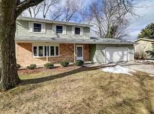 1138 Frisch Rd, Madison, WI 53711